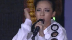 2NE1 - Clap Your Hands