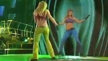 Britney Spears - Lonely 现场版