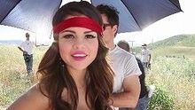 Selena Gomez,赛琳娜·戈麦斯 - Selena Gomez - Love You Like A Love Song 花絮版