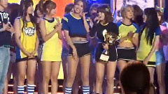 AOA - 一位受赏