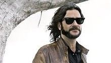 Quique Gonzalez,Blake Shelton - Quique Gonzalez - Dia de feria 现场版