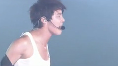 金俊秀 - XIAHTIC
