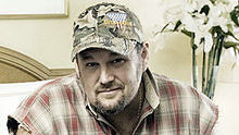 Larry the Cable Guy - Plus Sized Fashion Shorts 漫画版