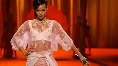 Rihanna - Phresh Out the Runway (Victoria's Secret Fashion Show 2012)