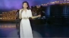 奥村チヨ - せめてさよならは