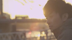 尹健 - Walking To You