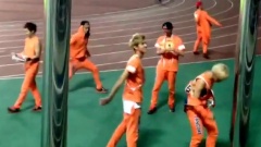 EXO - 向饭席撒糖果