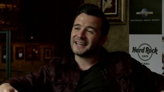 Shane Filan - Sings 'Everything To Me'