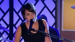 Norah Jones - Chasing Pirates