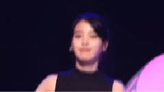 IU - 粉红色高跟鞋