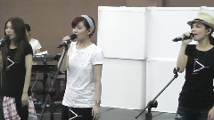 S.H.E - 愛呢