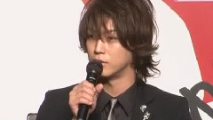 KAT-TUN - DODESUKA 新闻报道 12/07/02