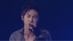 东方神起 - 记忆的习作 & It's Raining Men