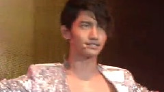 东方神起 - Keep Your Head Down