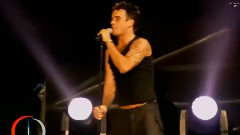 Robbie Williams - We Are The Champions