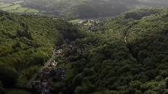 音乐短片 - Cello Concerto In E Minor, Op. 85 (威尔士风景鸟瞰)