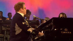 Elton John - Saturday Night's Alright For Fighting & Tiny Dancer & Are You Ready For Love