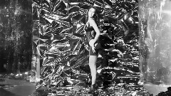 欧美群星 - Irina Shayk - Love Advent 2014 Day 26 (Boxing Day)