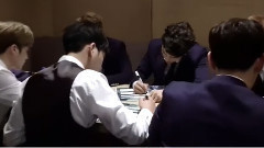 MR.MR - MR.MR(Out)
