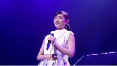 AKB48,前田敦子 - 右肩