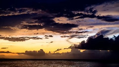 音乐短片 - Divine