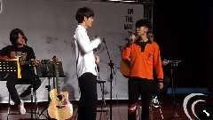 吴克群 - 吴克群<数星星的人>校园讲座 教学生唱歌