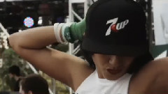 音乐短片 - The Only Way Is