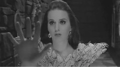 Katy Perry,Rihanna - Wide Awake & Diamonds