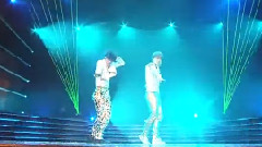 EXO,EXO-K,EXO-M - Showcase 鹿晗 & KAI舞蹈表演 Cut