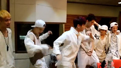 EXO - 哥哥line Sexy Dance