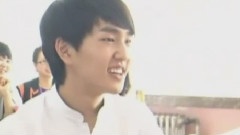 SHINee - 年下男花絮