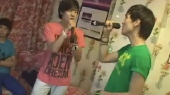 SHINee - 年下男花絮