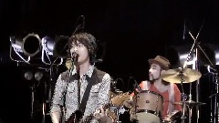 Nico Touches the Walls - Tour