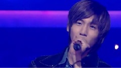 东方神起 - Hug