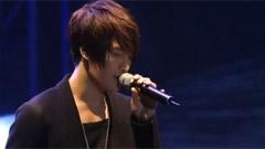 东方神起 - Love In The Ice Mirotic Show