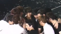 东海(Super Junior),Super Junior - Sexy喷水