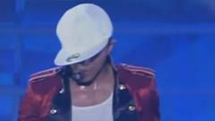 BigBang - Look At Me BIGBANG STAND UP TOUR  08