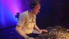 Q-Dance - Reverze