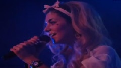 Marina & The Diamonds - I Am Not A Robot