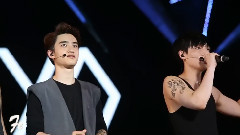 EXO - 张艺兴唱甜蜜蜜