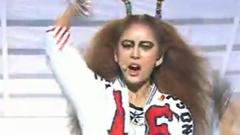 李孝利 - Chitty Chitty Bang Bang