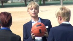 EXO,EXO-M - 出发梦之队录制 Tao玩球躲飞虫