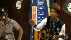 Bruno Mars - The Lazy Song