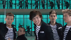 One Direction - Kiss You