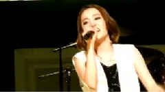 Younha - 我们会有所不同吗 & Run & 阵雨