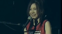 仓木麻衣 - First Live Tour 2001 ETERNAL MOMENT Live Document 特典