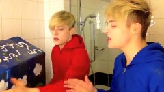 Jedward - 收到礼物