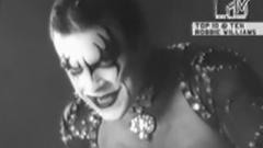 Robbie Williams - Let Me Entertain You