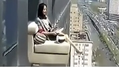 原创 - 史上十大敢玩命的美女