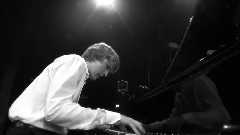 lisiecki Plays Chpoin From Every Angle